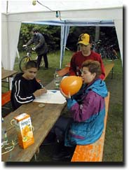 20000720-1.jpg (16827 Byte)